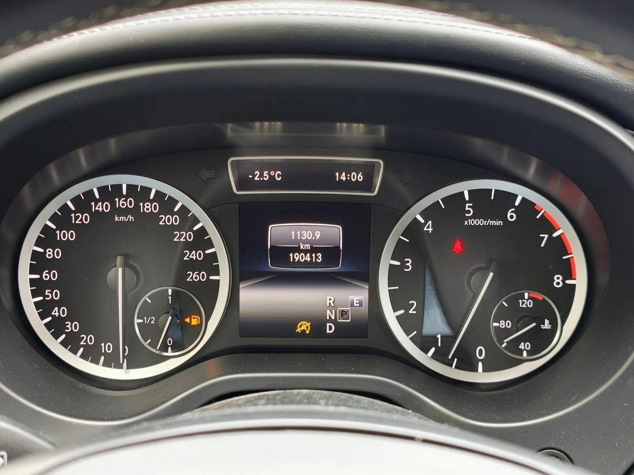 Infiniti Q30 - Zdjęcie 12