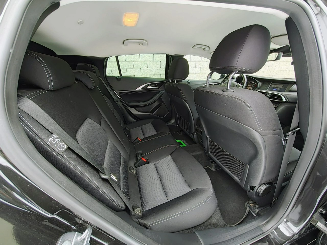 Infiniti Q30 - Zdjęcie 15