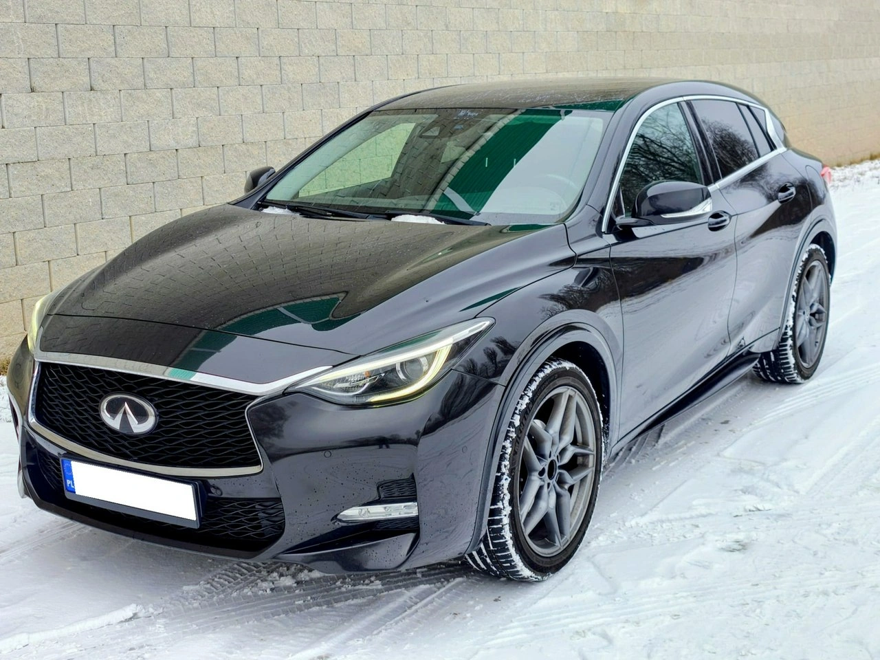 Infiniti Q30 - Główne zdjęcie