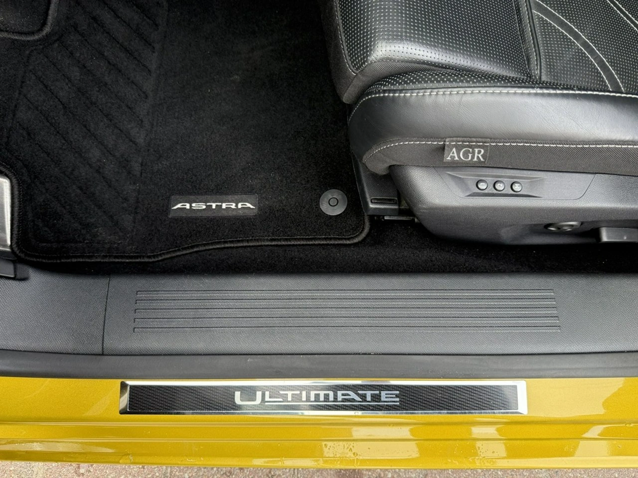 Opel Astra - Zdjęcie 11