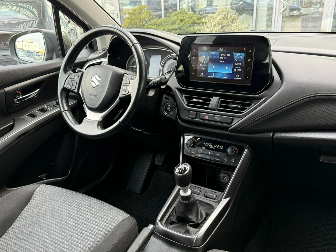 Suzuki SX4 S-Cross - Zdjęcie 15