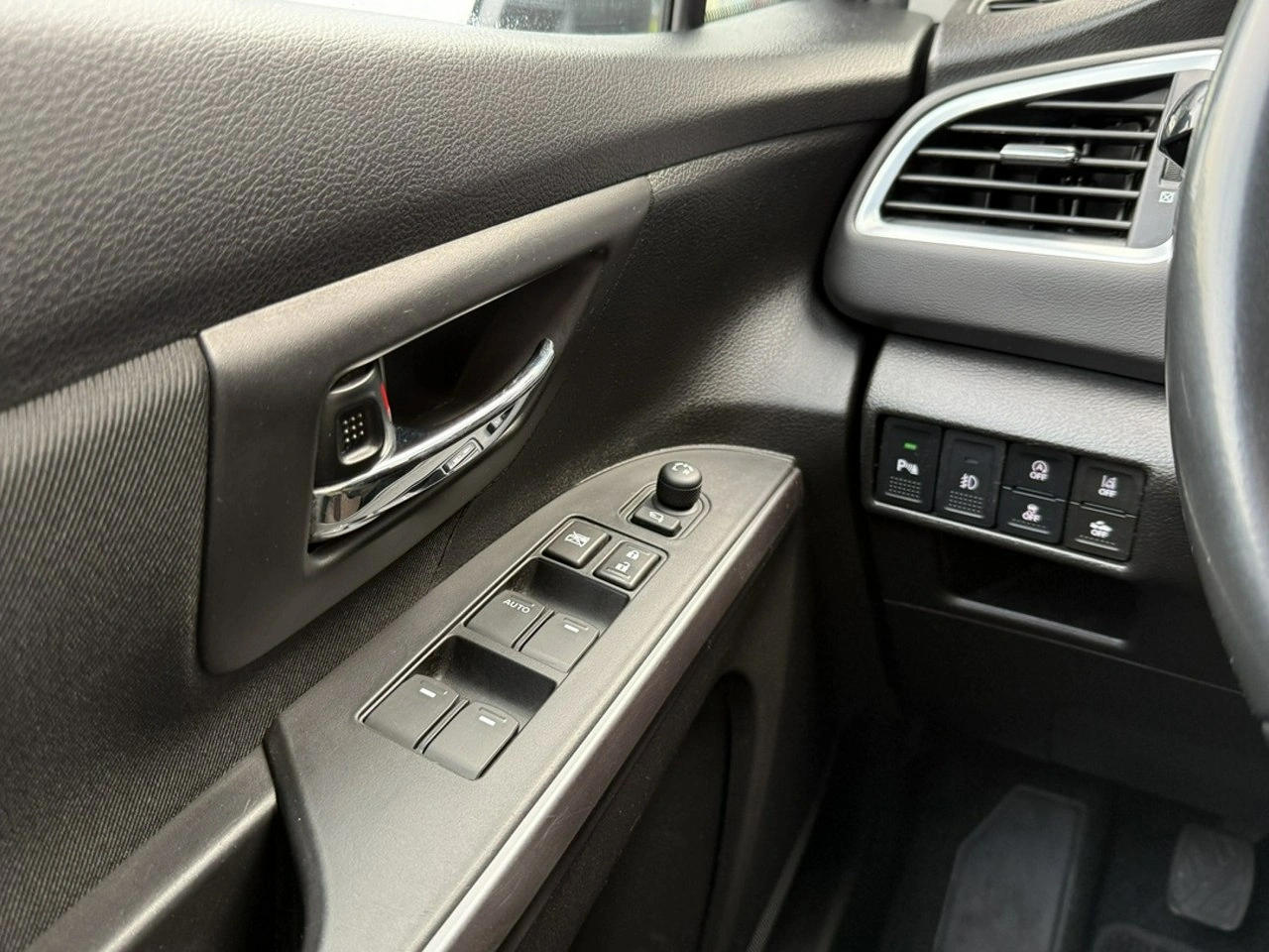 Suzuki SX4 S-Cross - Zdjęcie 21