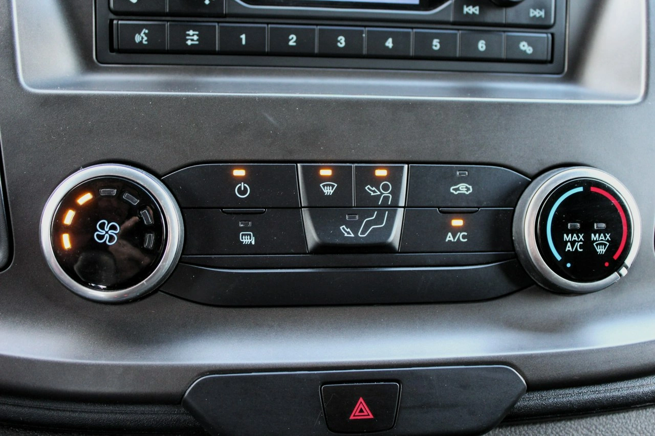 Ford Transit Custom - Zdjęcie 19