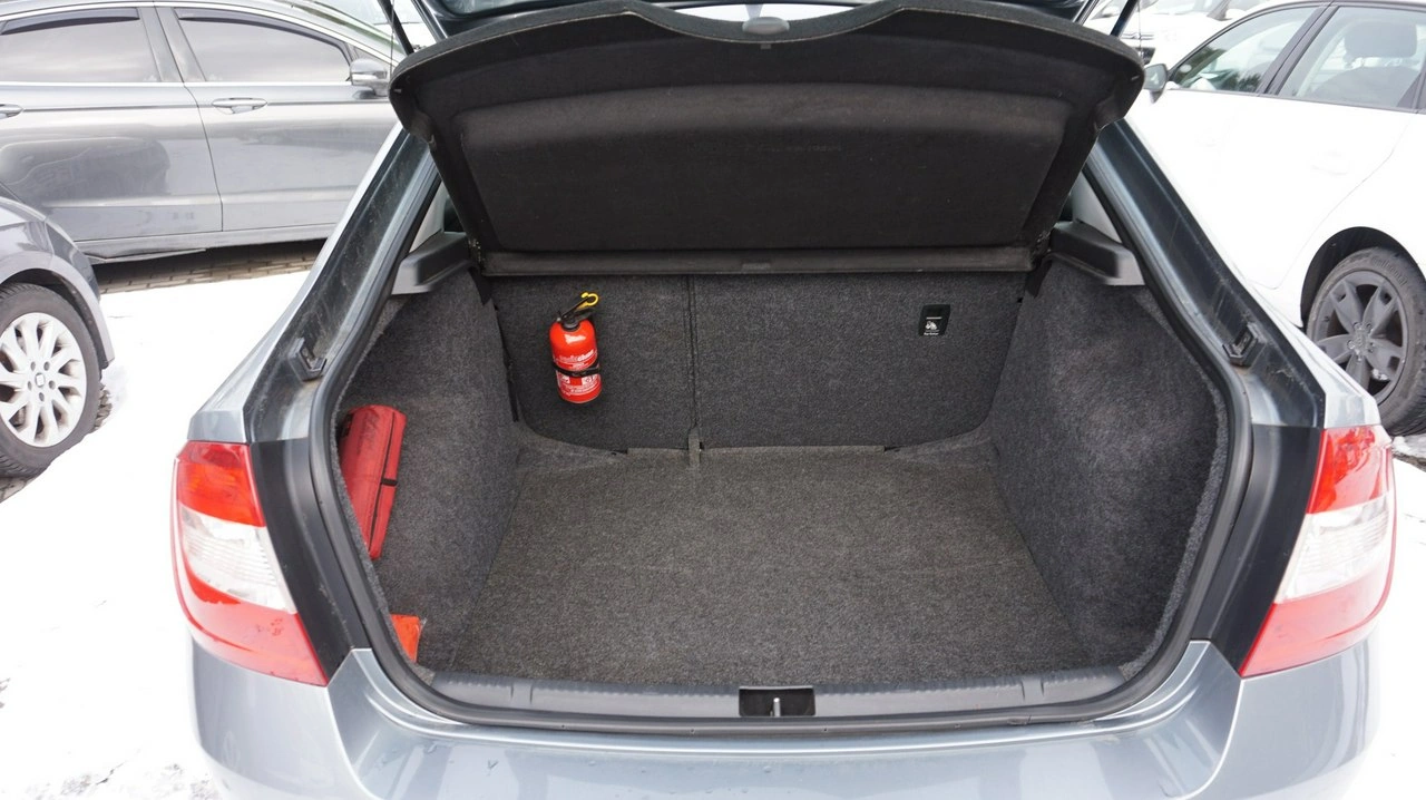 Skoda RAPID - Zdjęcie 13