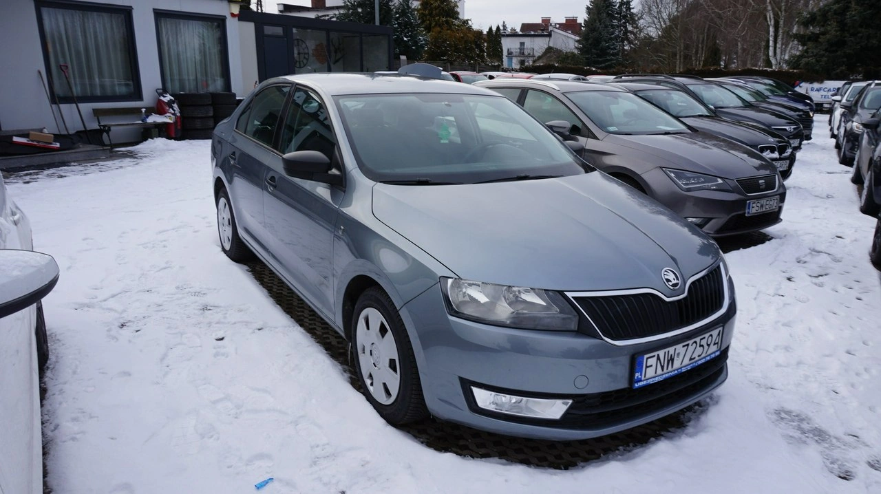 Skoda RAPID - Zdjęcie 2
