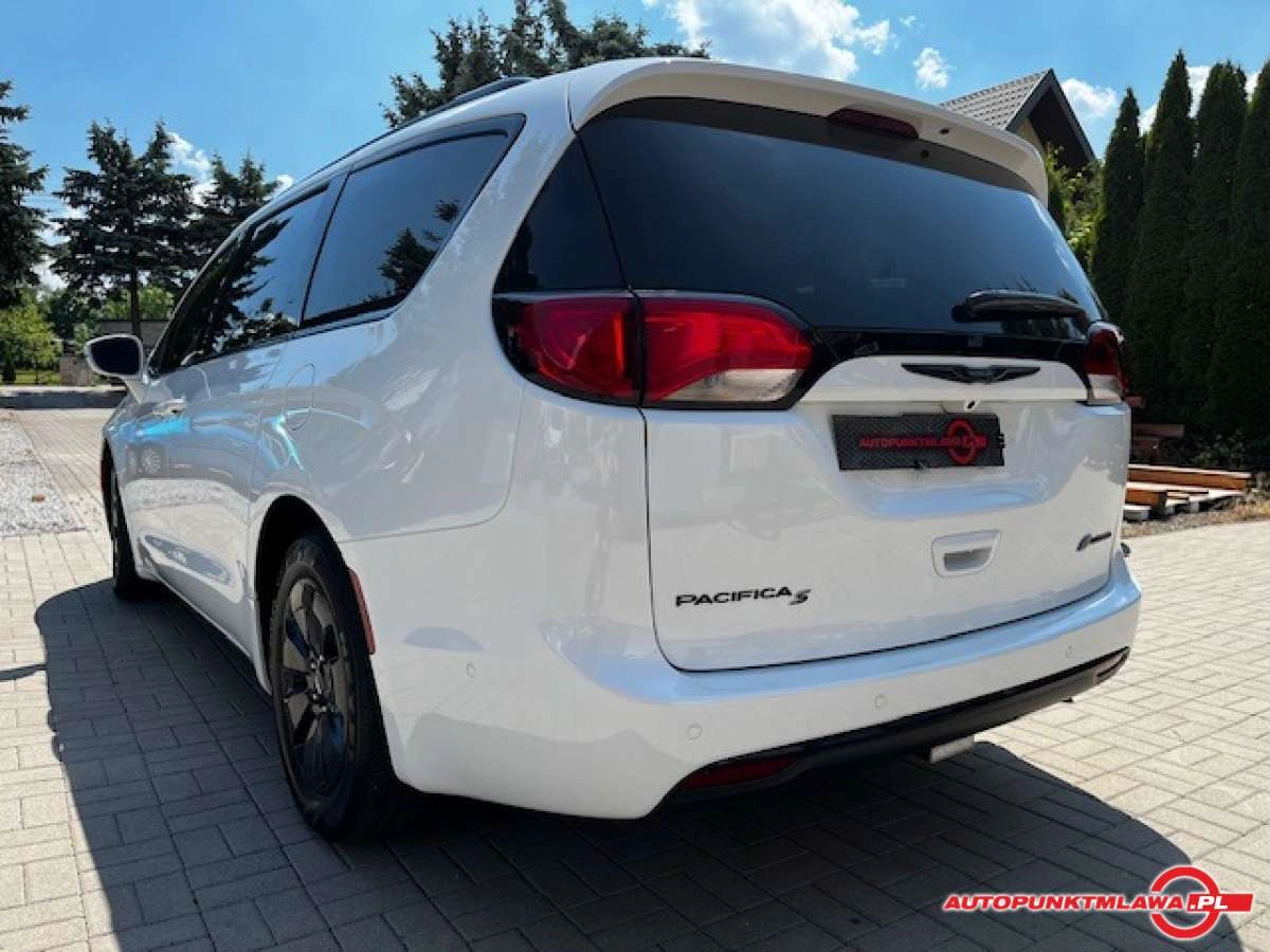 Chrysler Pacifica - Zdjęcie 3
