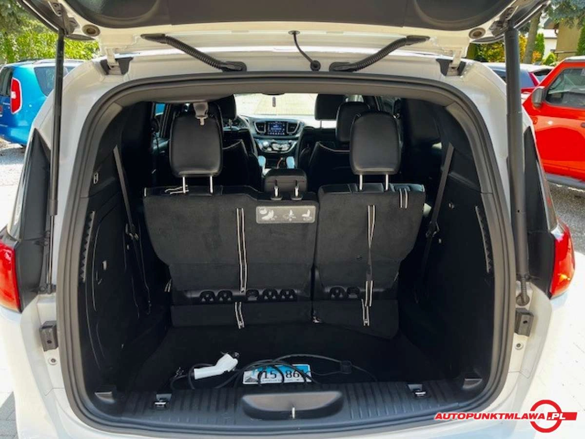 Chrysler Pacifica - Zdjęcie 24