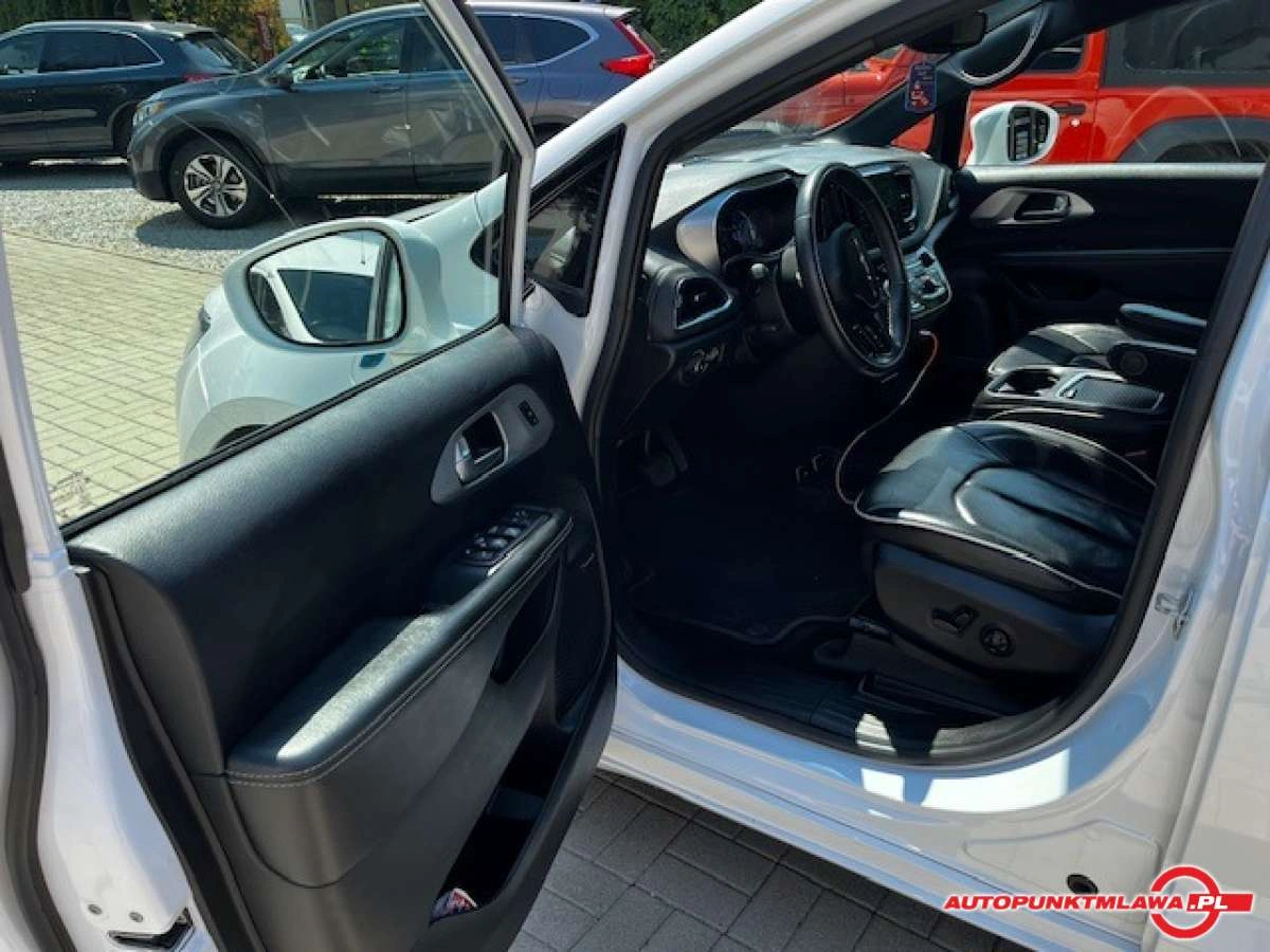 Chrysler Pacifica - Zdjęcie 6