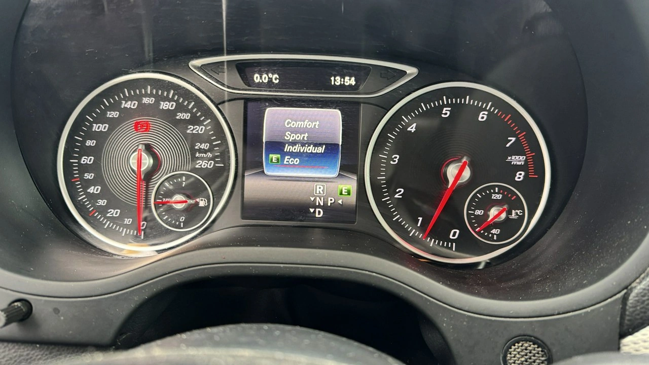 Mercedes B 250 - Zdjęcie 19