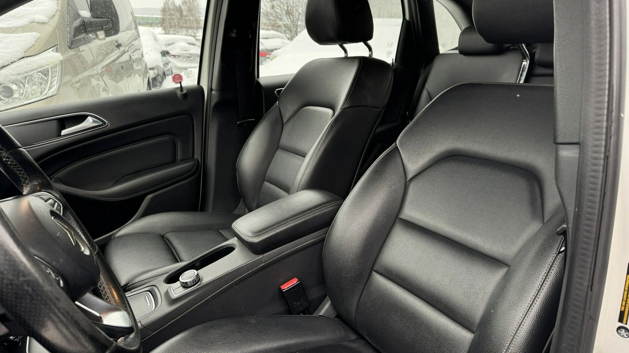 Mercedes B 250 - Zdjęcie 8