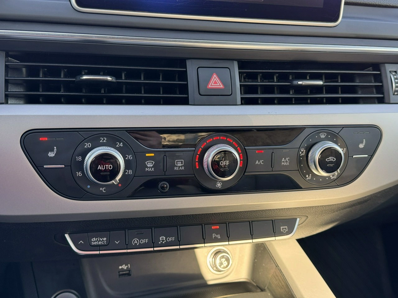 Audi A5 - Zdjęcie 30