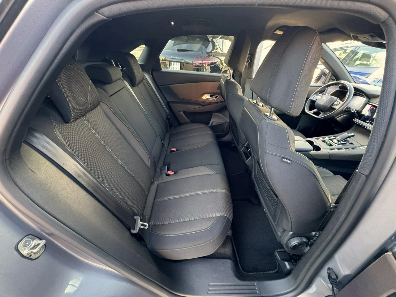 DS Automobiles DS 7 Crossback - Zdjęcie 21