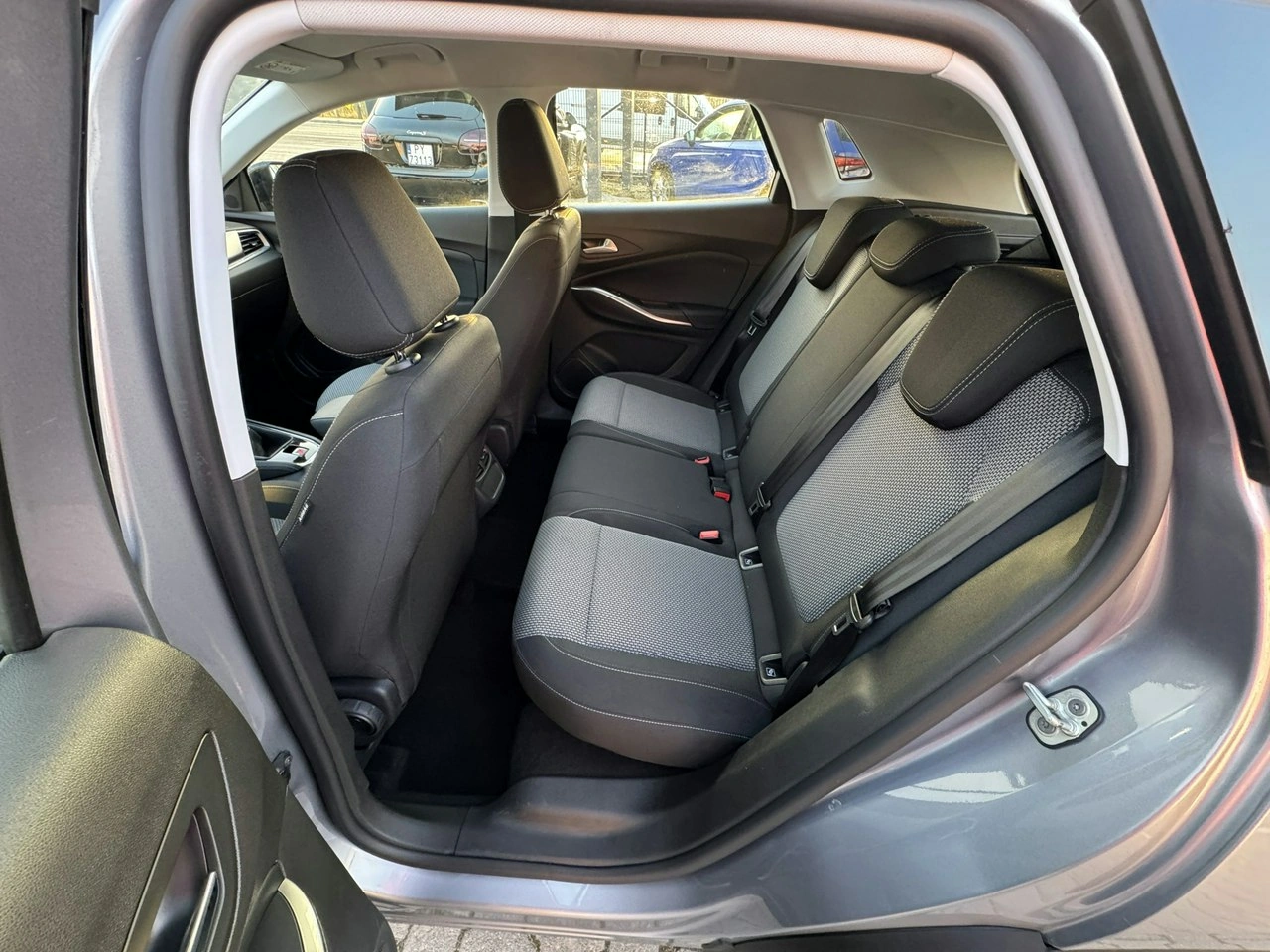 Opel Grandland - Zdjęcie 17