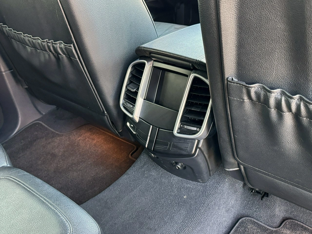 Porsche Cayenne S - Zdjęcie 21