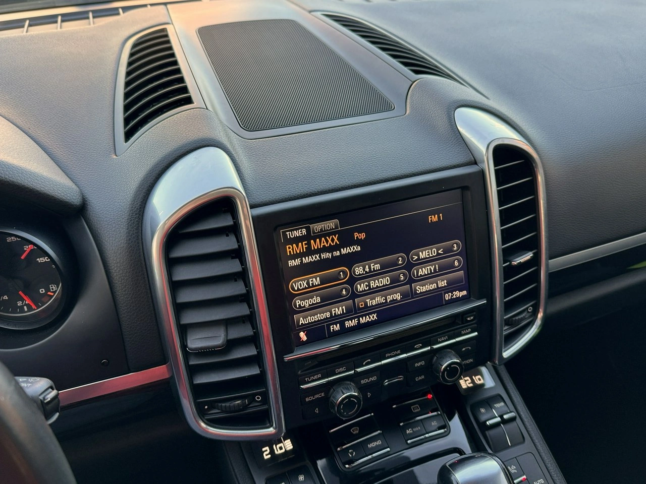 Porsche Cayenne S - Zdjęcie 27