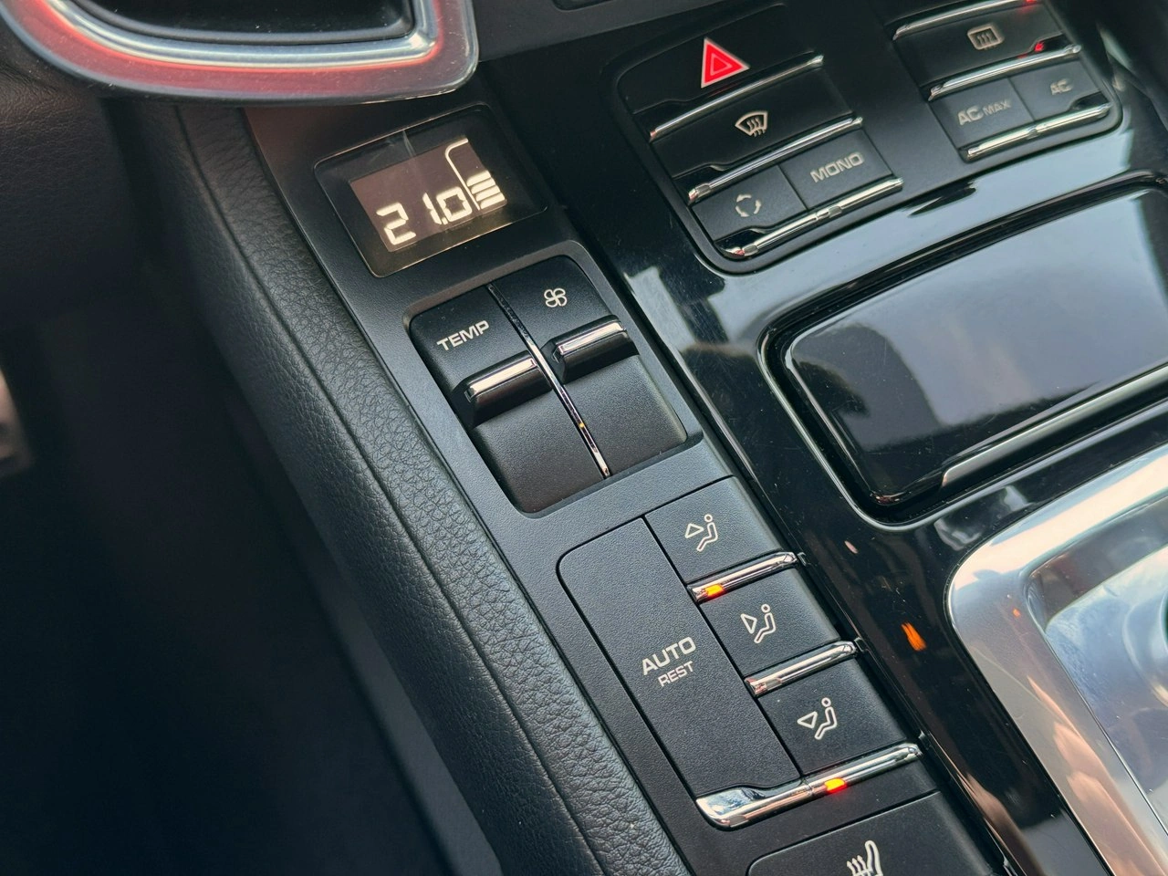 Porsche Cayenne S - Zdjęcie 31