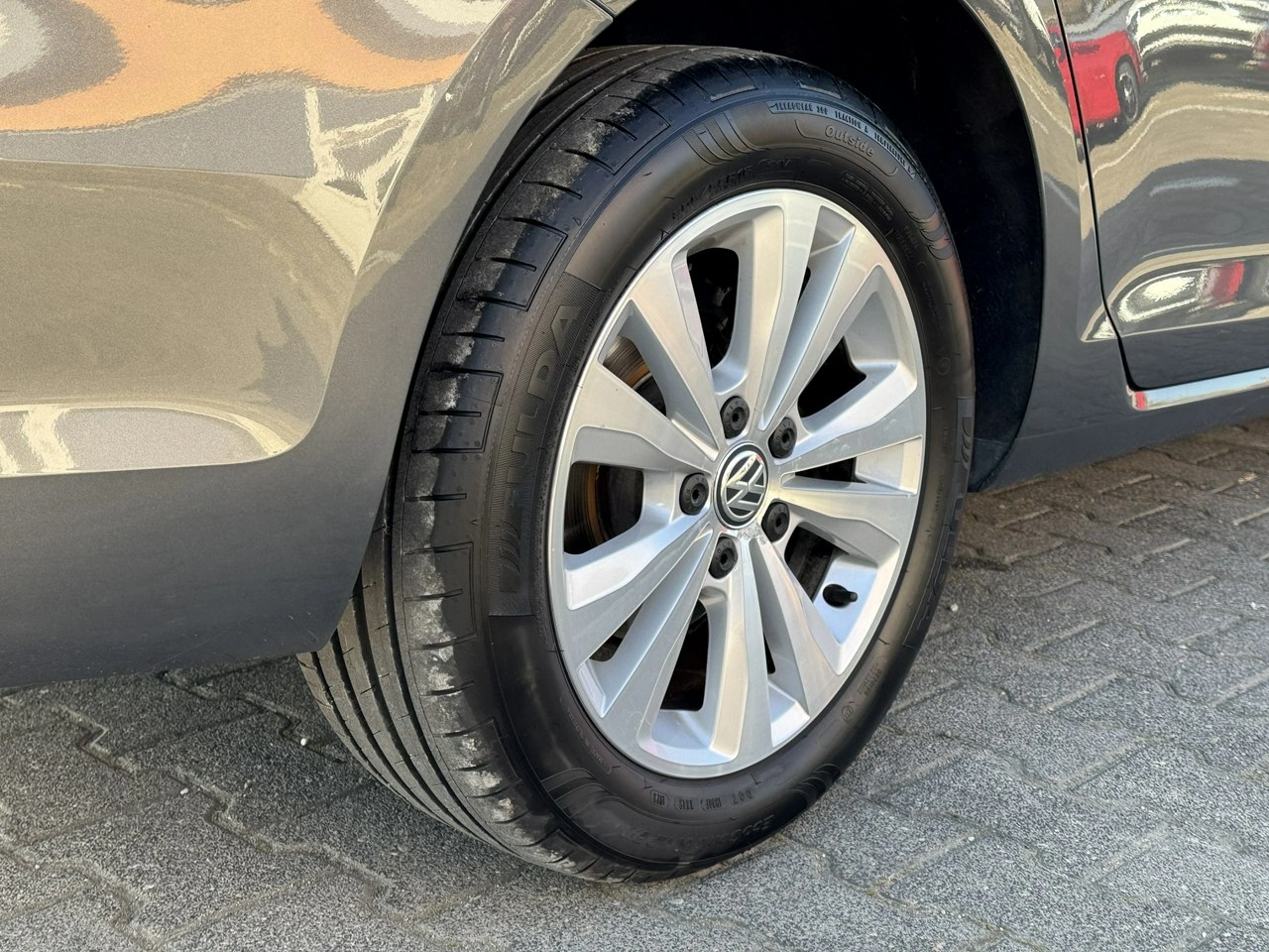 Volkswagen Golf - Zdjęcie 14