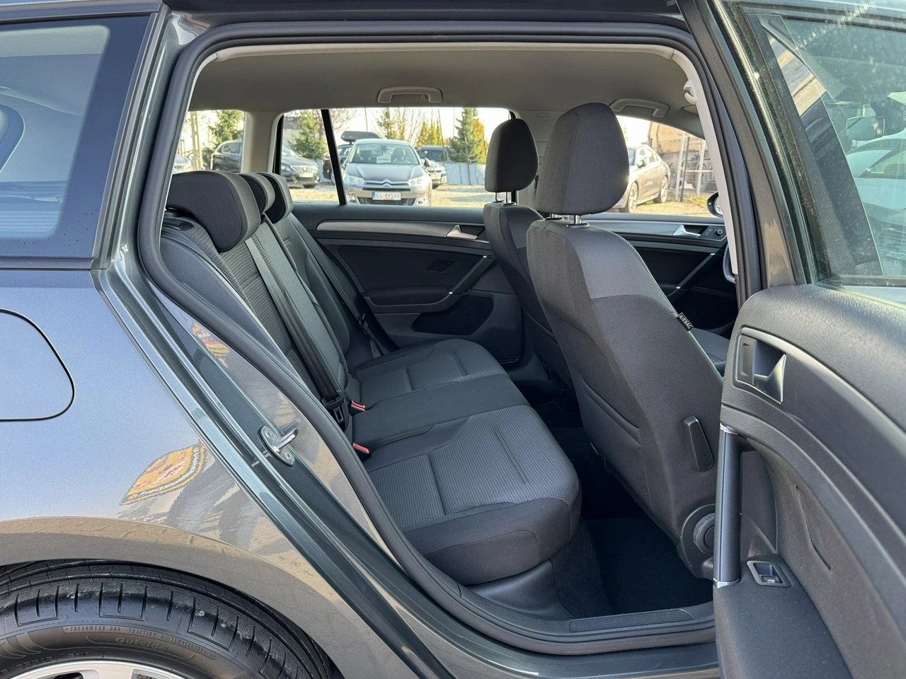 Volkswagen Golf - Zdjęcie 19