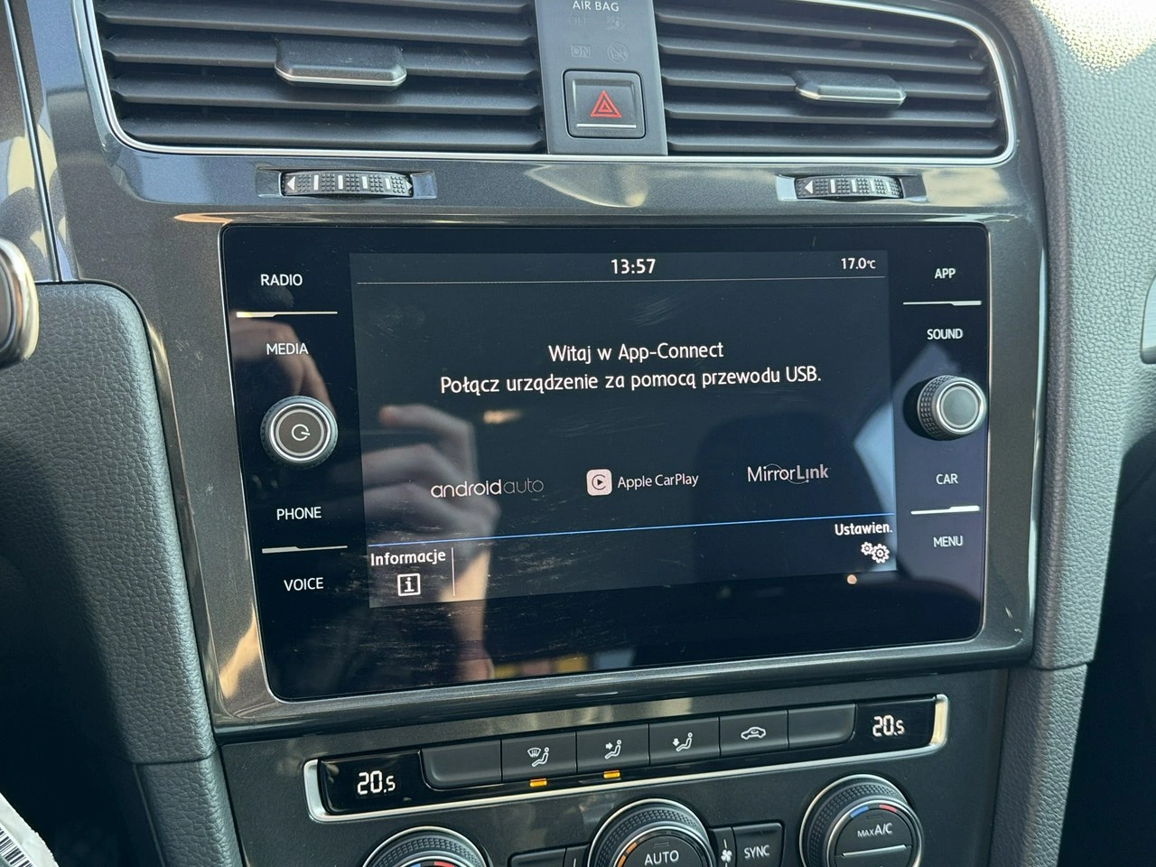 Volkswagen Golf - Zdjęcie 31