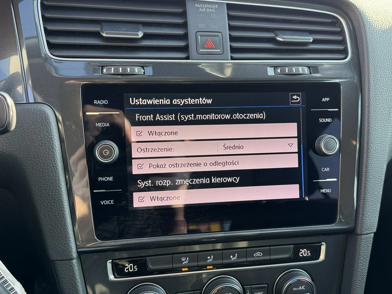 Volkswagen Golf - Zdjęcie 34