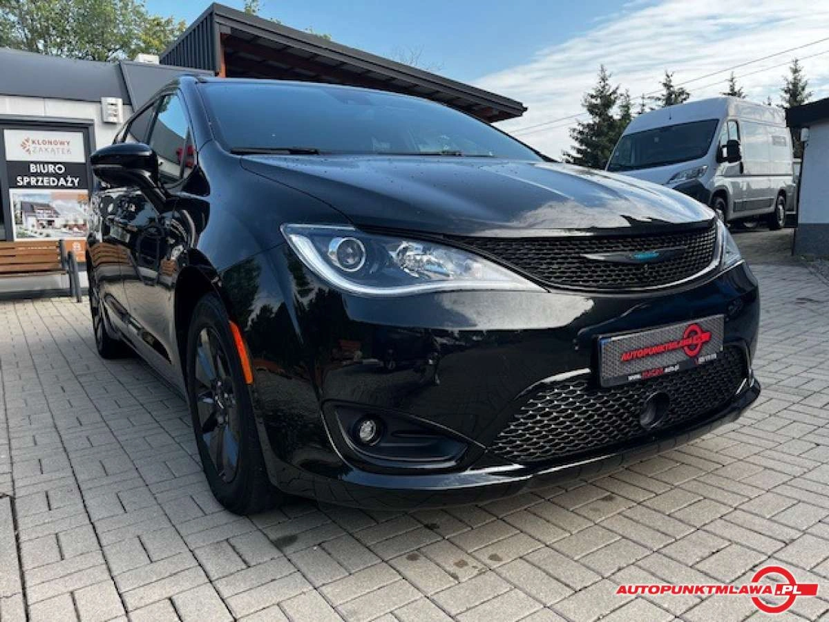 Chrysler Pacifica - Zdjęcie 2