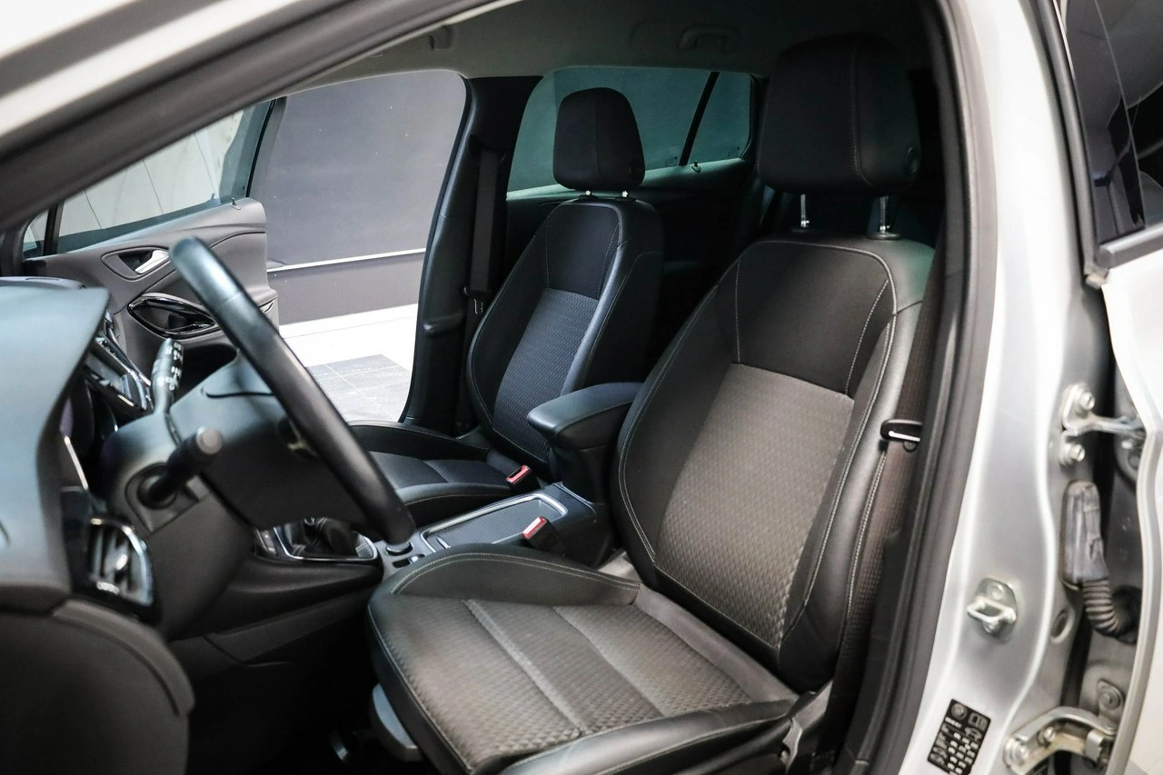 Opel Astra - Zdjęcie 19