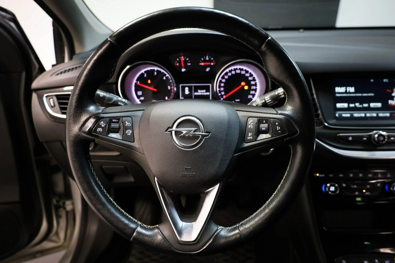 Opel Astra - Zdjęcie 20