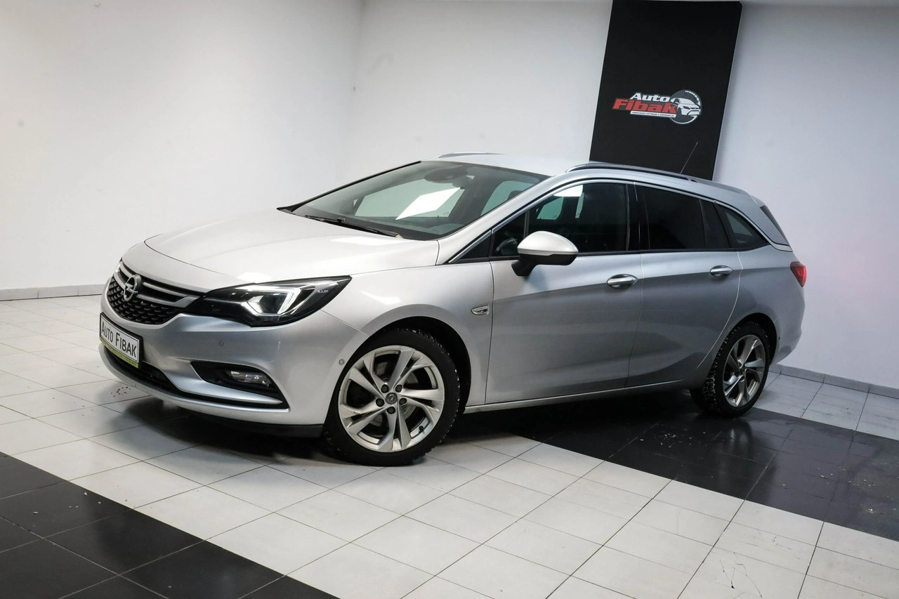 Opel Astra - Zdjęcie 1