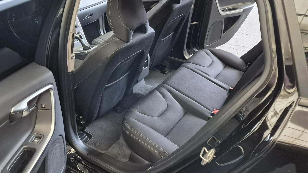 Volvo V60 - Zdjęcie 9