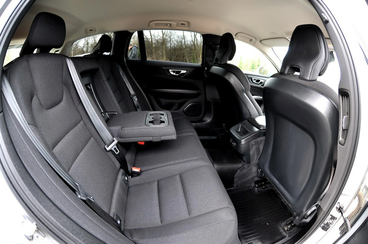Volvo V60 - Zdjęcie 9