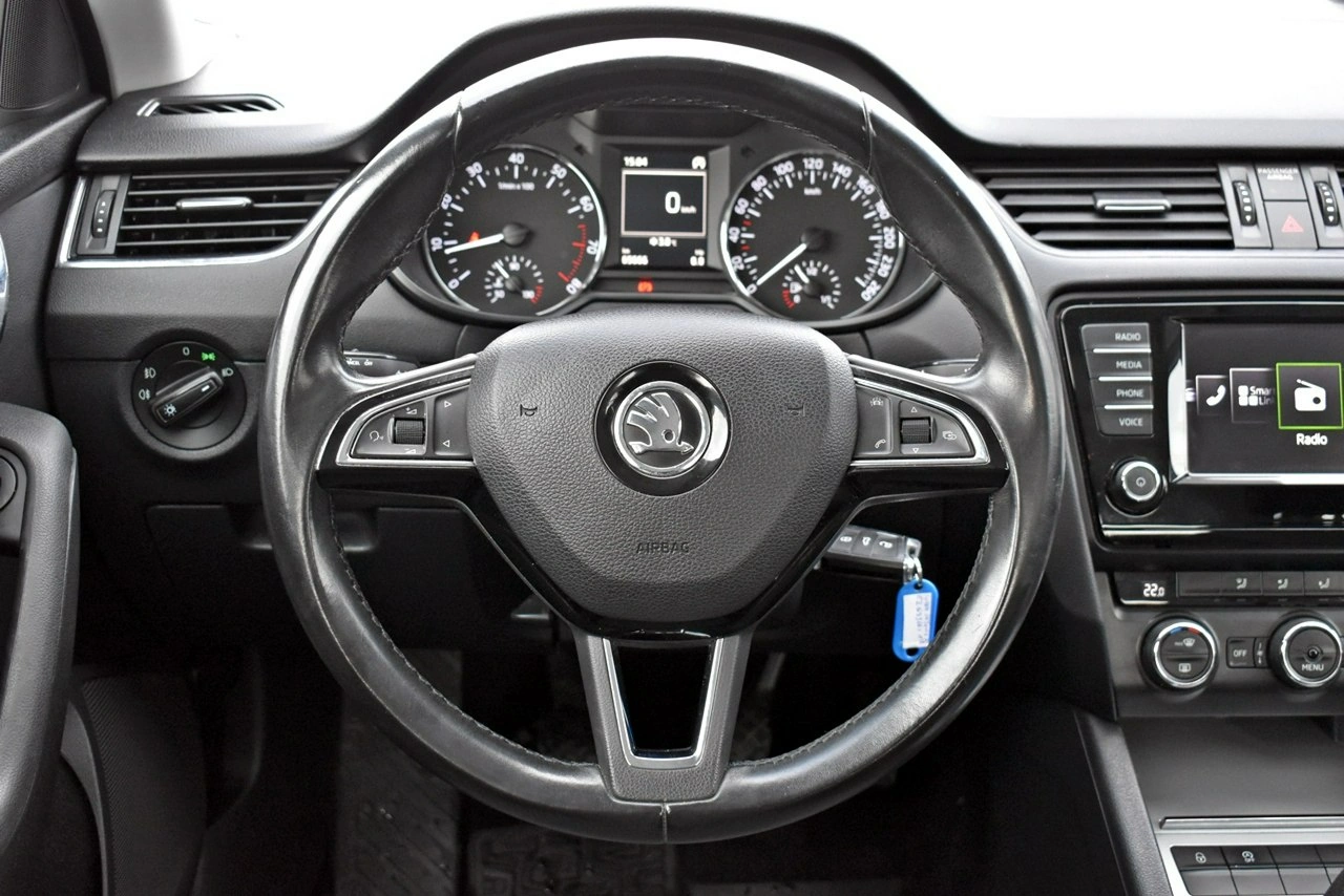 Skoda Octavia - Zdjęcie 13