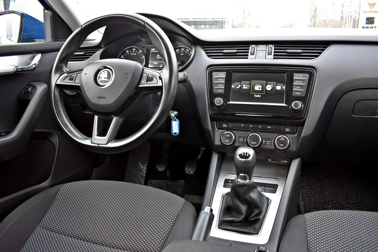 Skoda Octavia - Zdjęcie 15