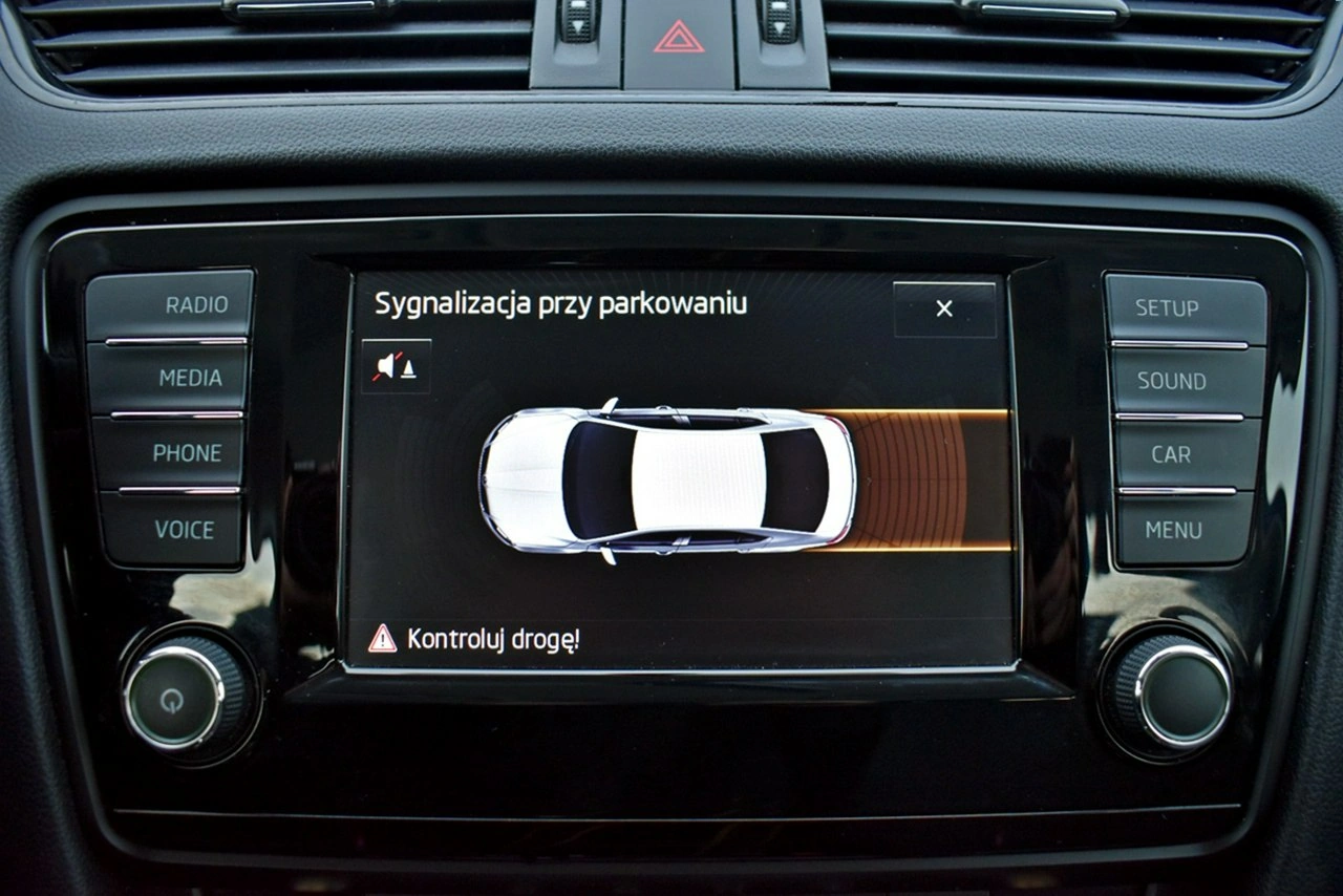 Skoda Octavia - Zdjęcie 18