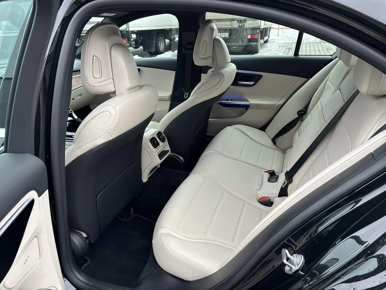 Mercedes C 200 - Zdjęcie 11