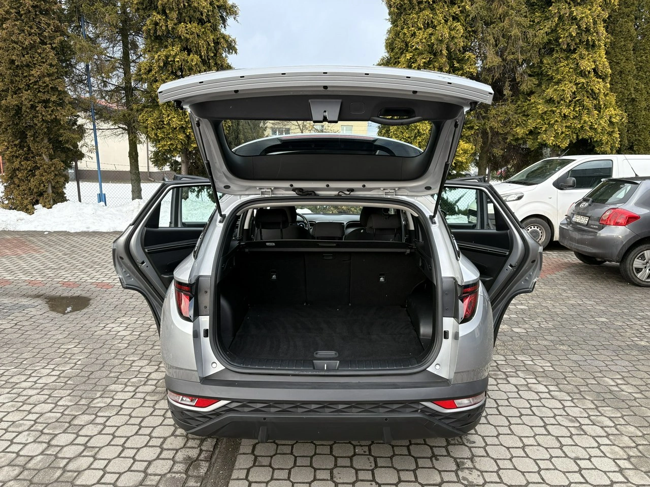 Hyundai Tucson - Zdjęcie 27