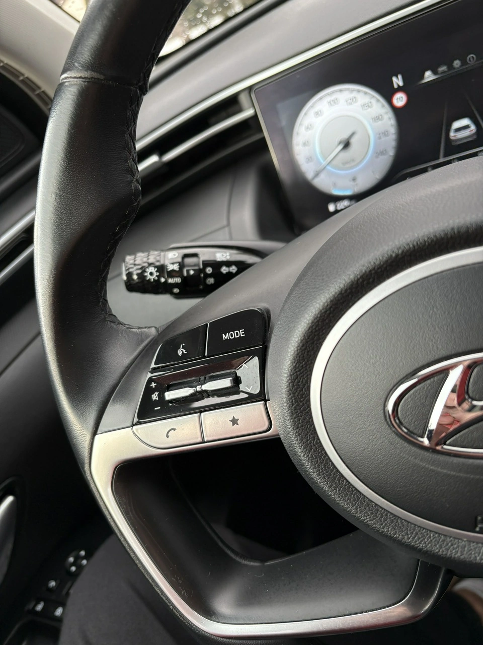 Hyundai Tucson - Zdjęcie 16