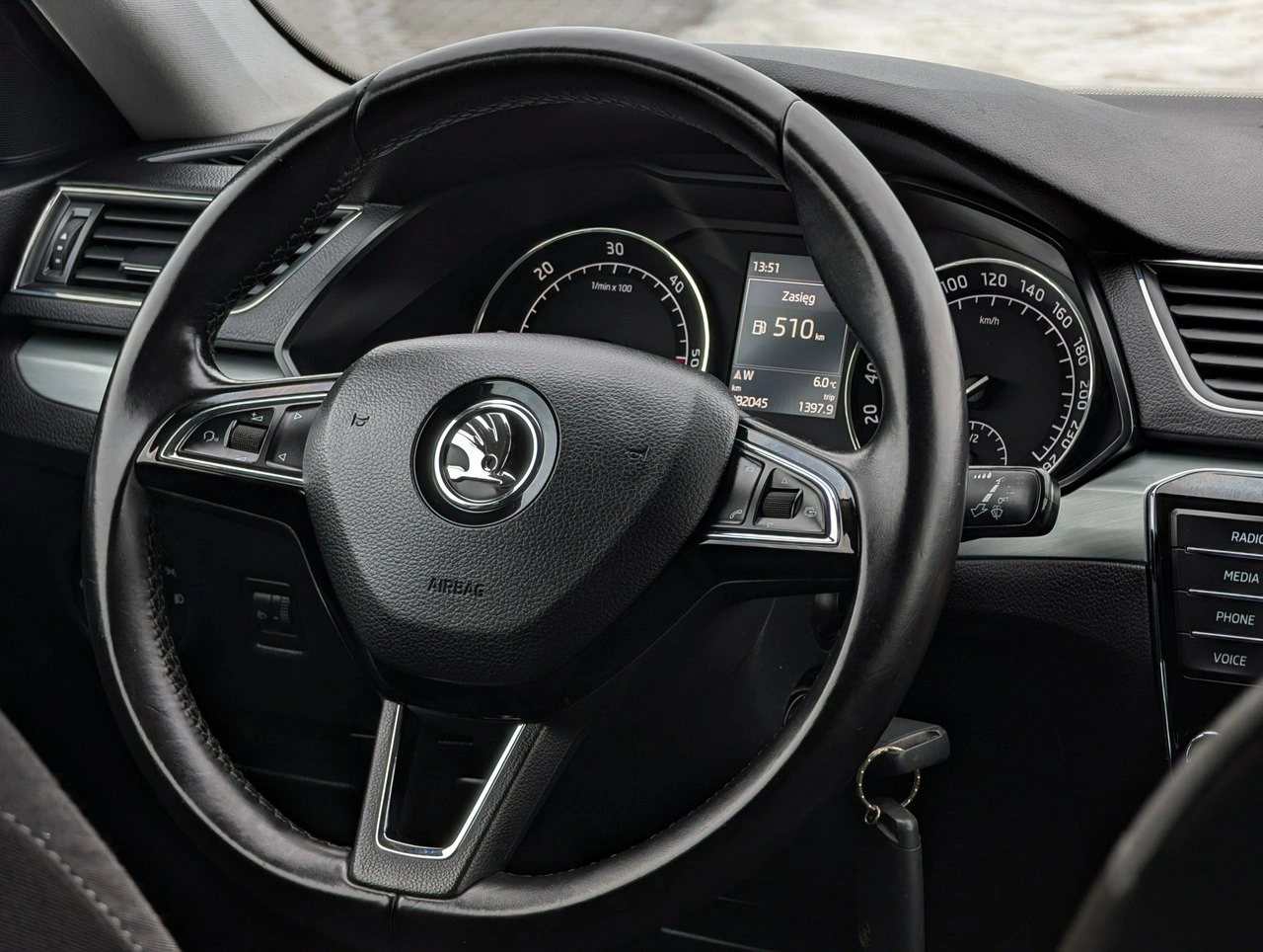 Skoda Superb - Zdjęcie 25