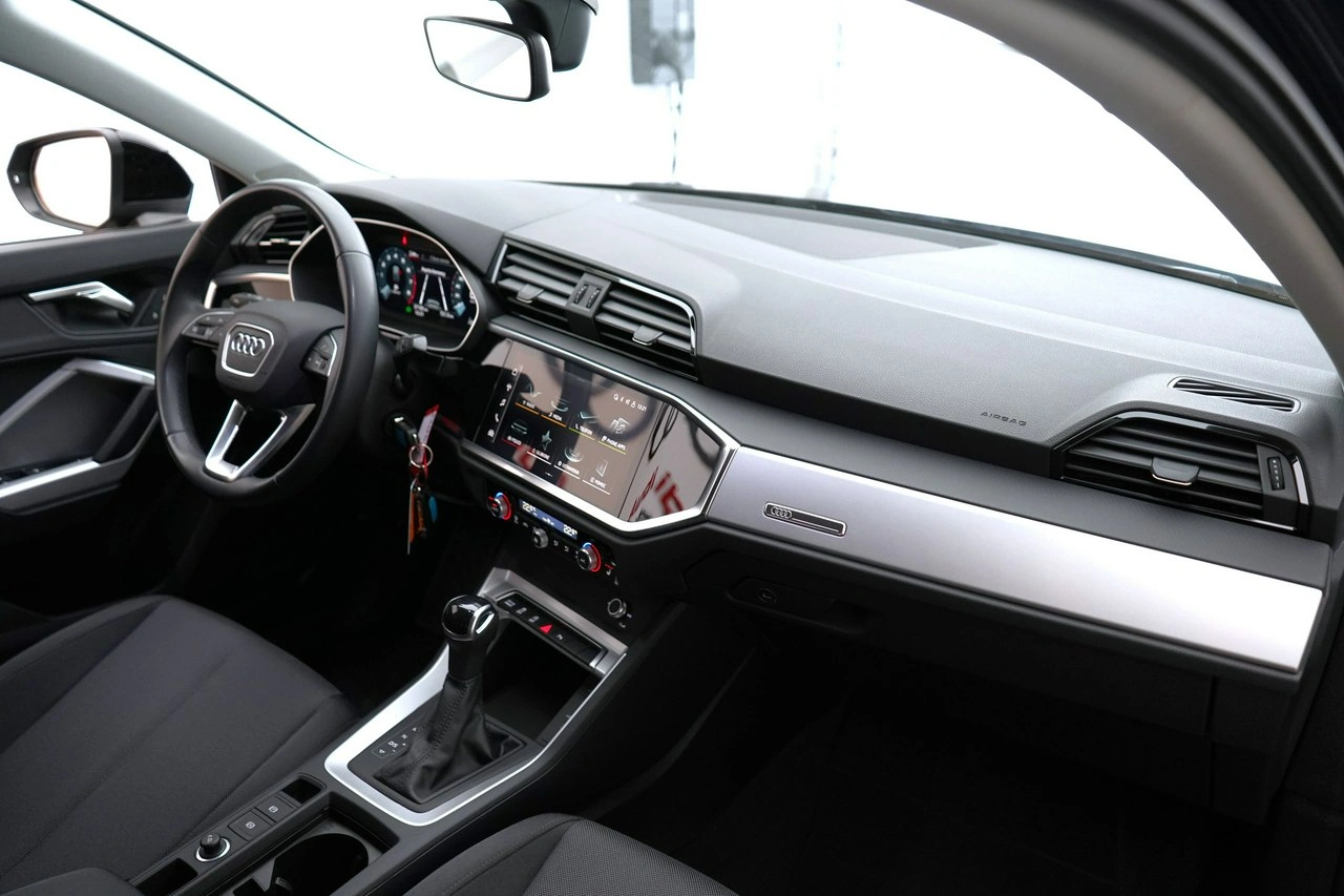 Audi Q3 - Zdjęcie 22