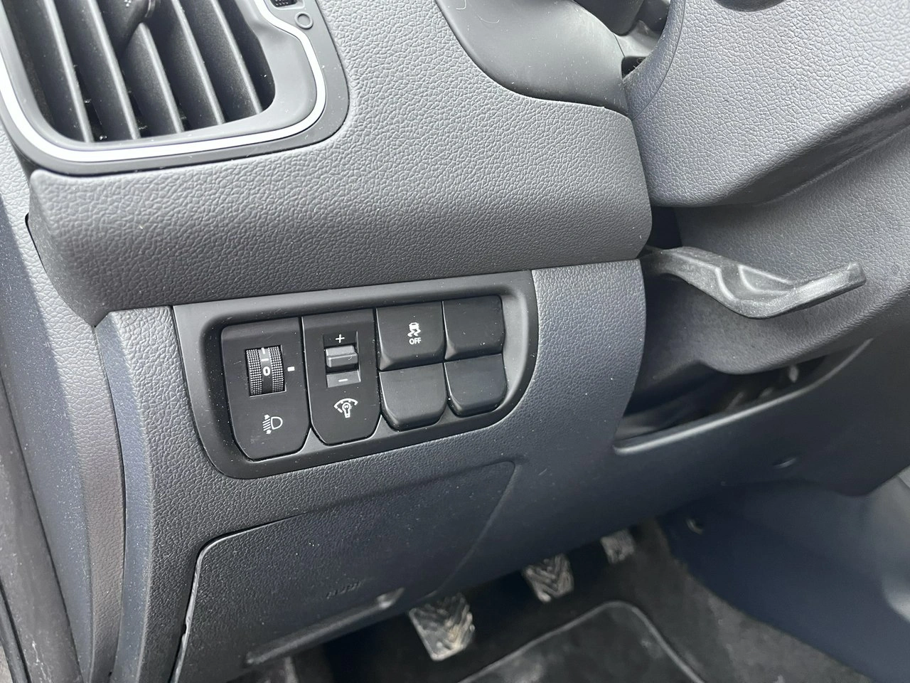 Kia Rio - Zdjęcie 22