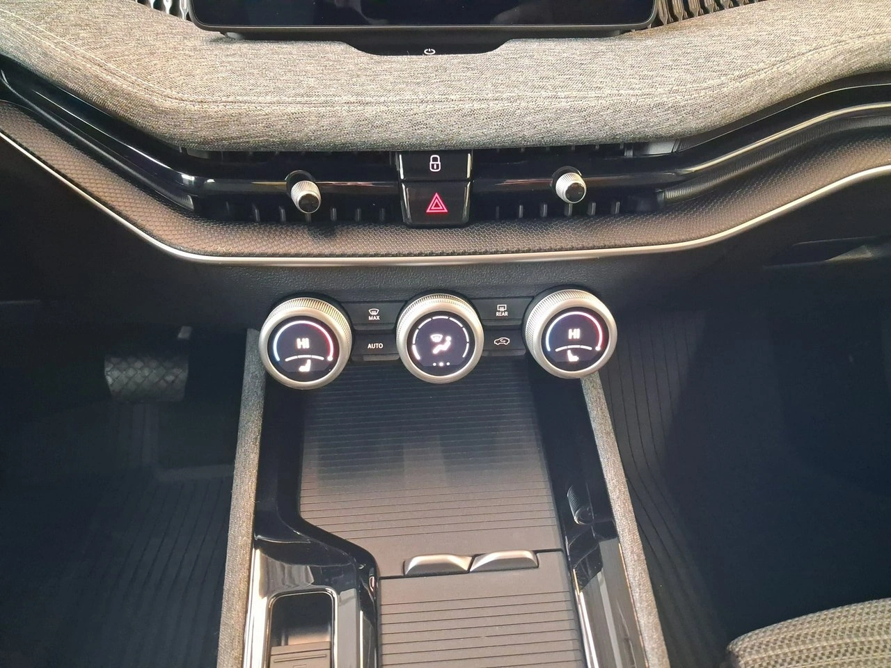 Skoda Superb - Zdjęcie 23