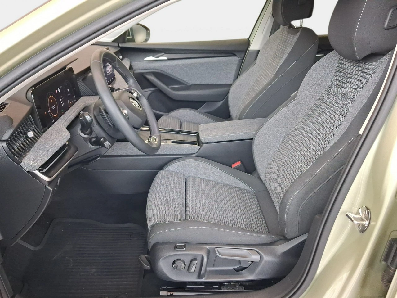 Skoda Superb - Zdjęcie 8