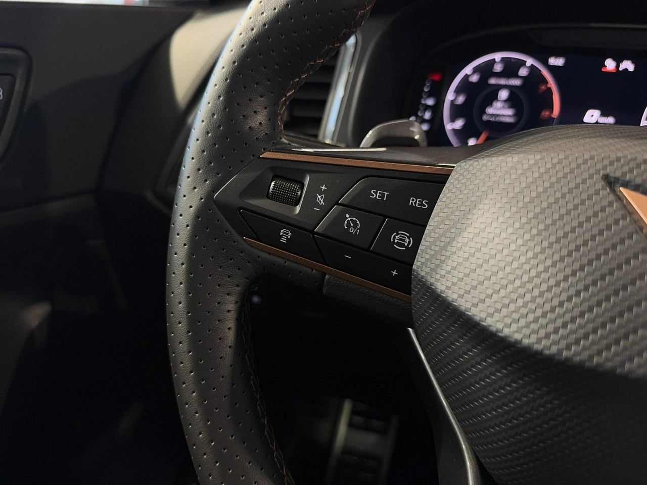 Cupra Ateca - Zdjęcie 25