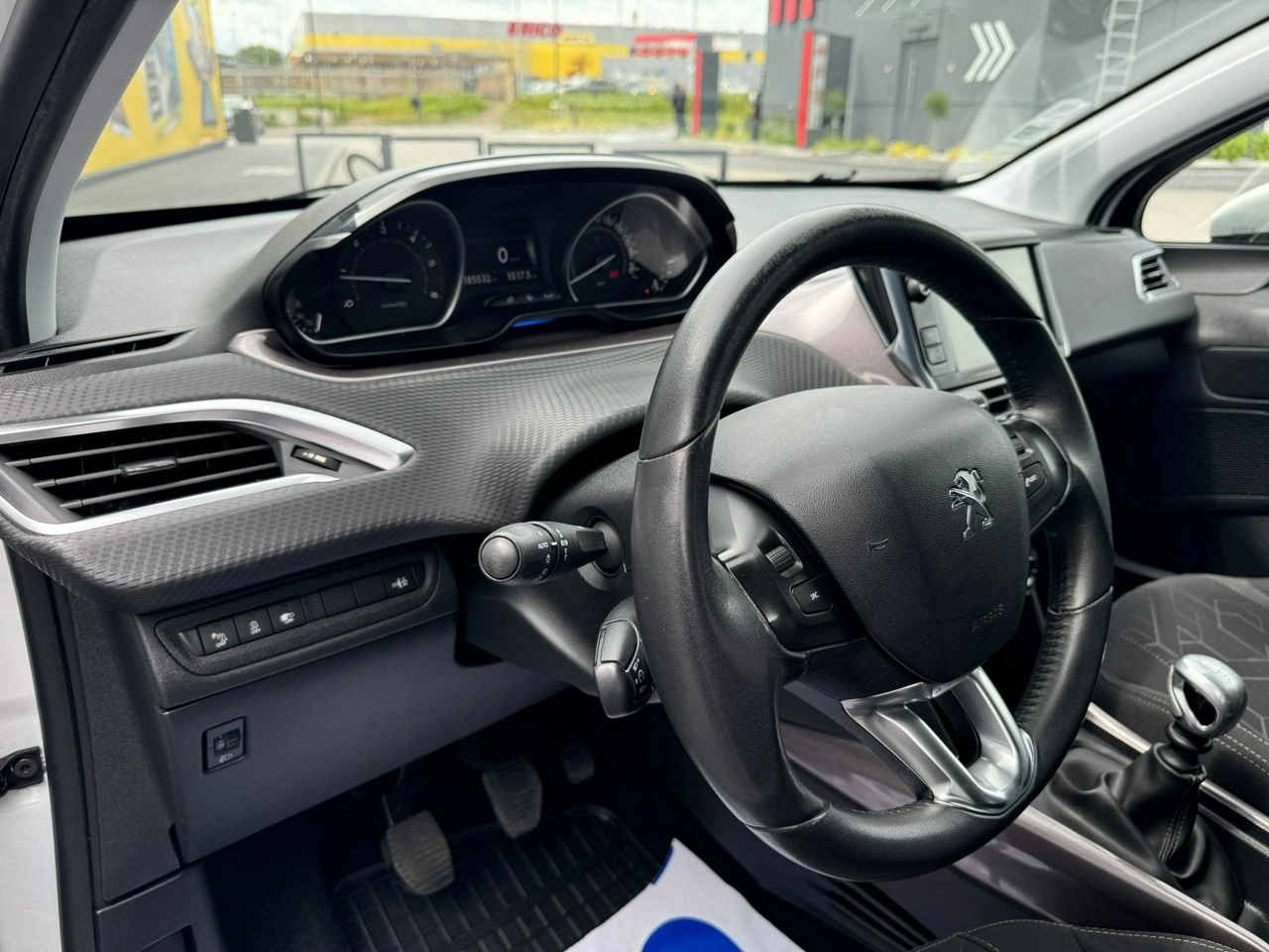 Peugeot 2008 - Zdjęcie 16