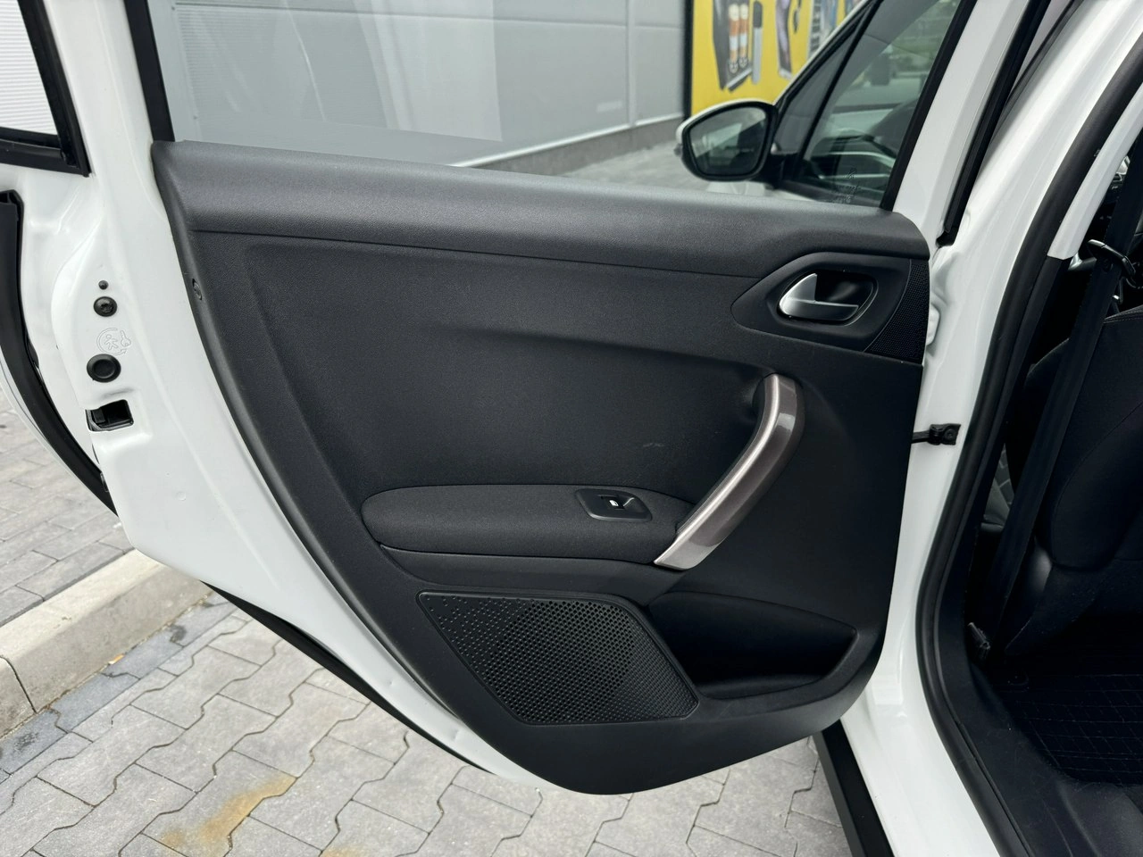 Peugeot 2008 - Zdjęcie 28