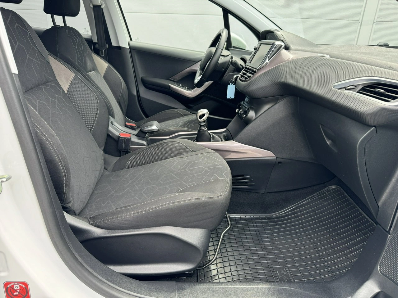 Peugeot 2008 - Zdjęcie 34