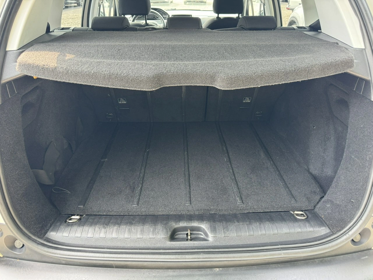 Peugeot 2008 - Zdjęcie 36