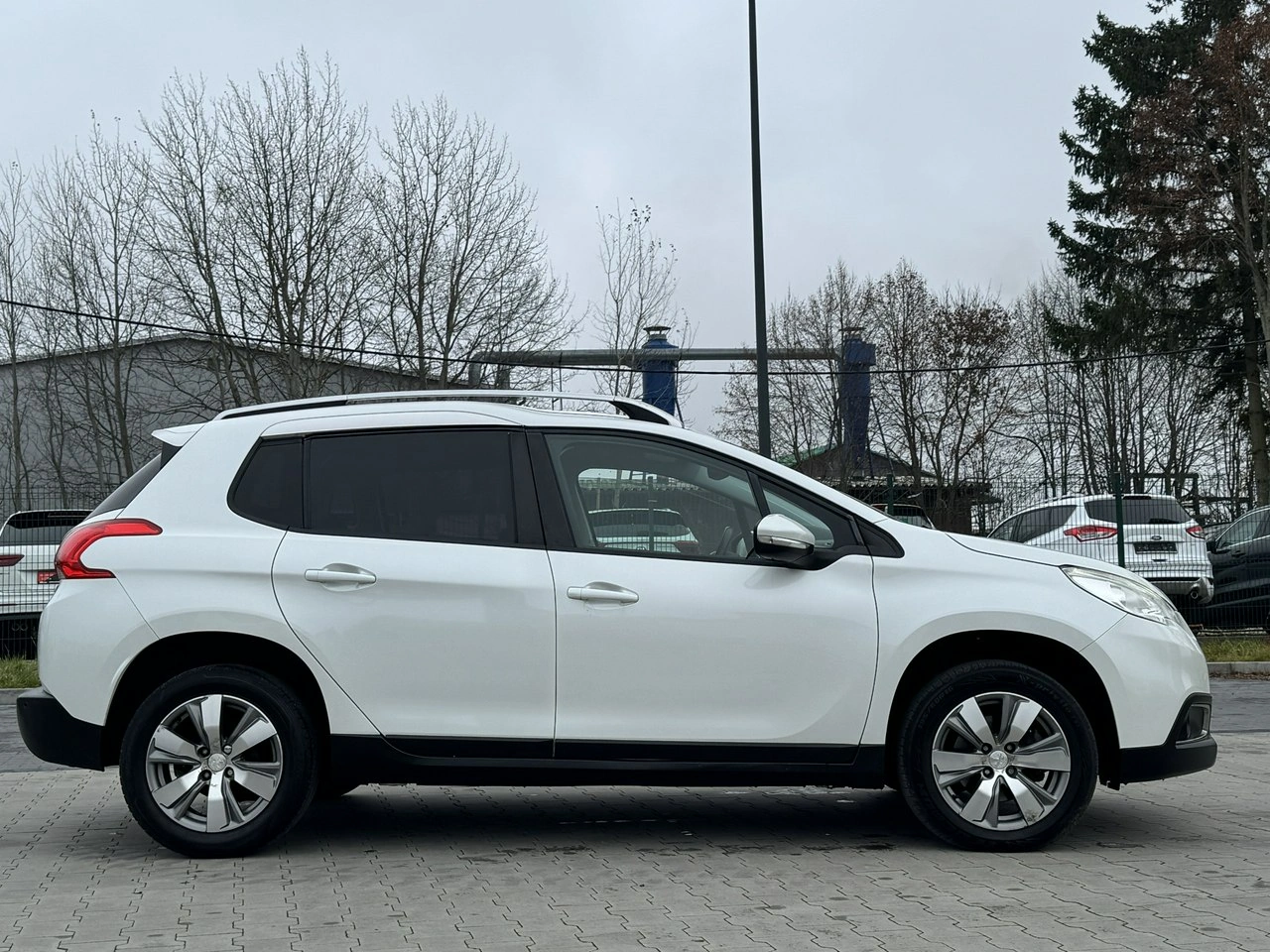 Peugeot 2008 - Zdjęcie 11