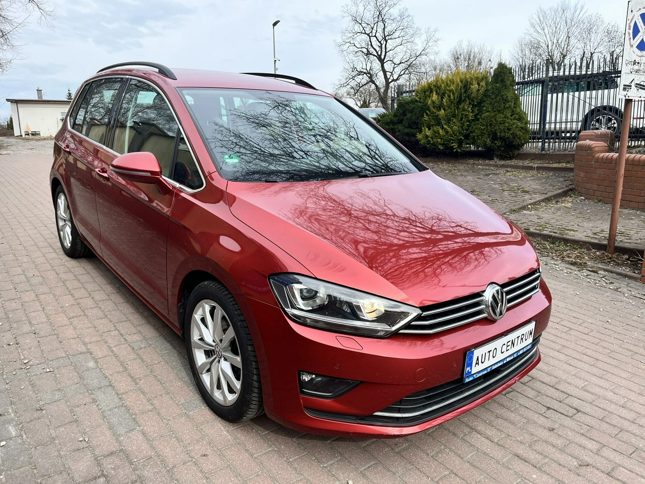 Volkswagen Golf Sportsvan - Zdjęcie 2