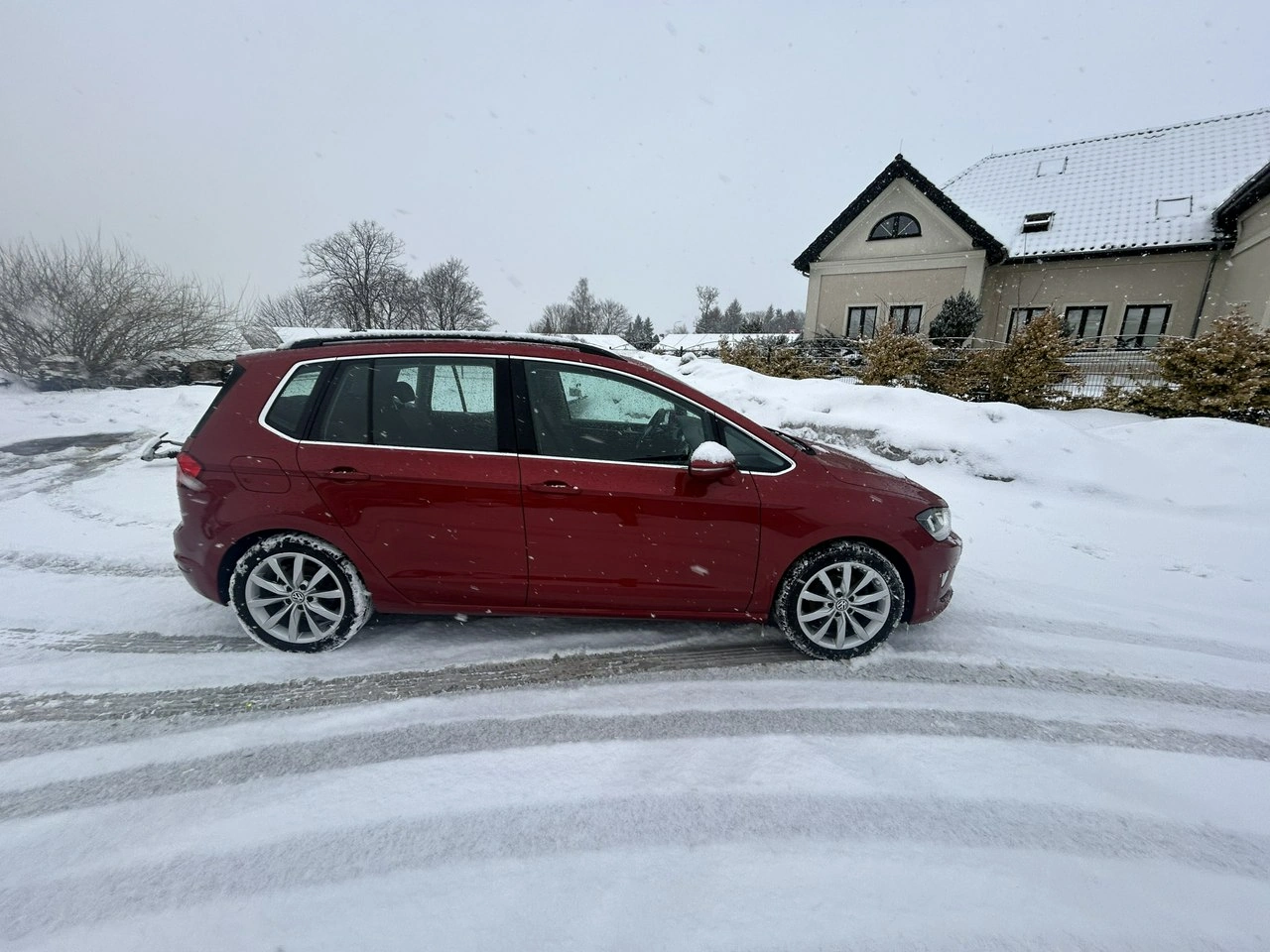 Volkswagen Golf Sportsvan - Zdjęcie 2