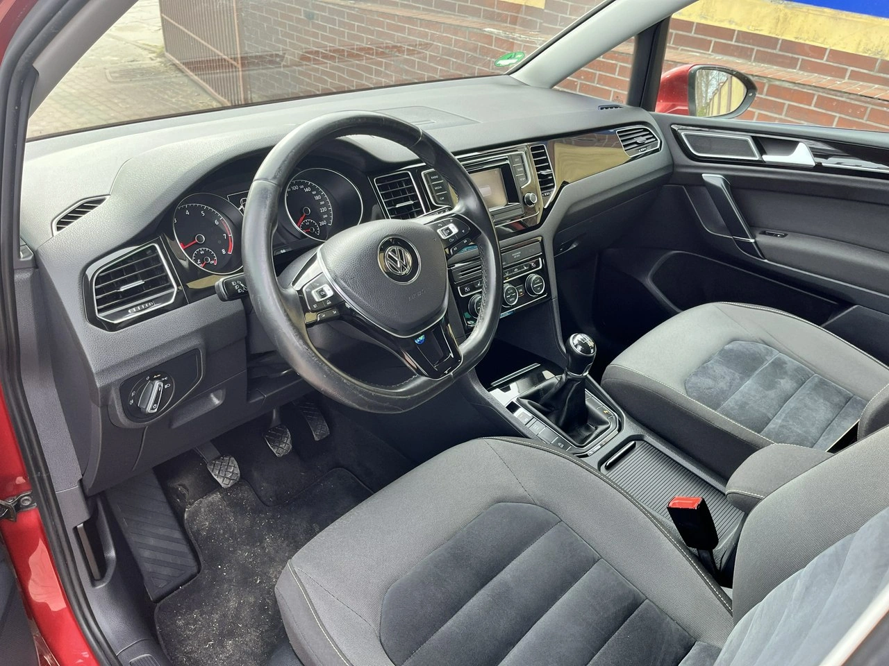 Volkswagen Golf Sportsvan - Zdjęcie 6